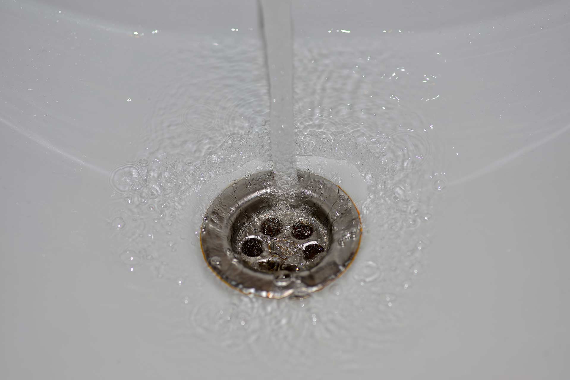A2B Drains provides services to unblock blocked sinks and drains for properties in Romsey.